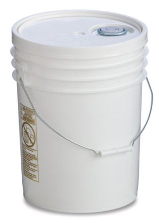 plastic bucket with cover